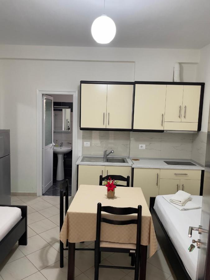 Xhonis Apartments Ksamil Exterior photo
