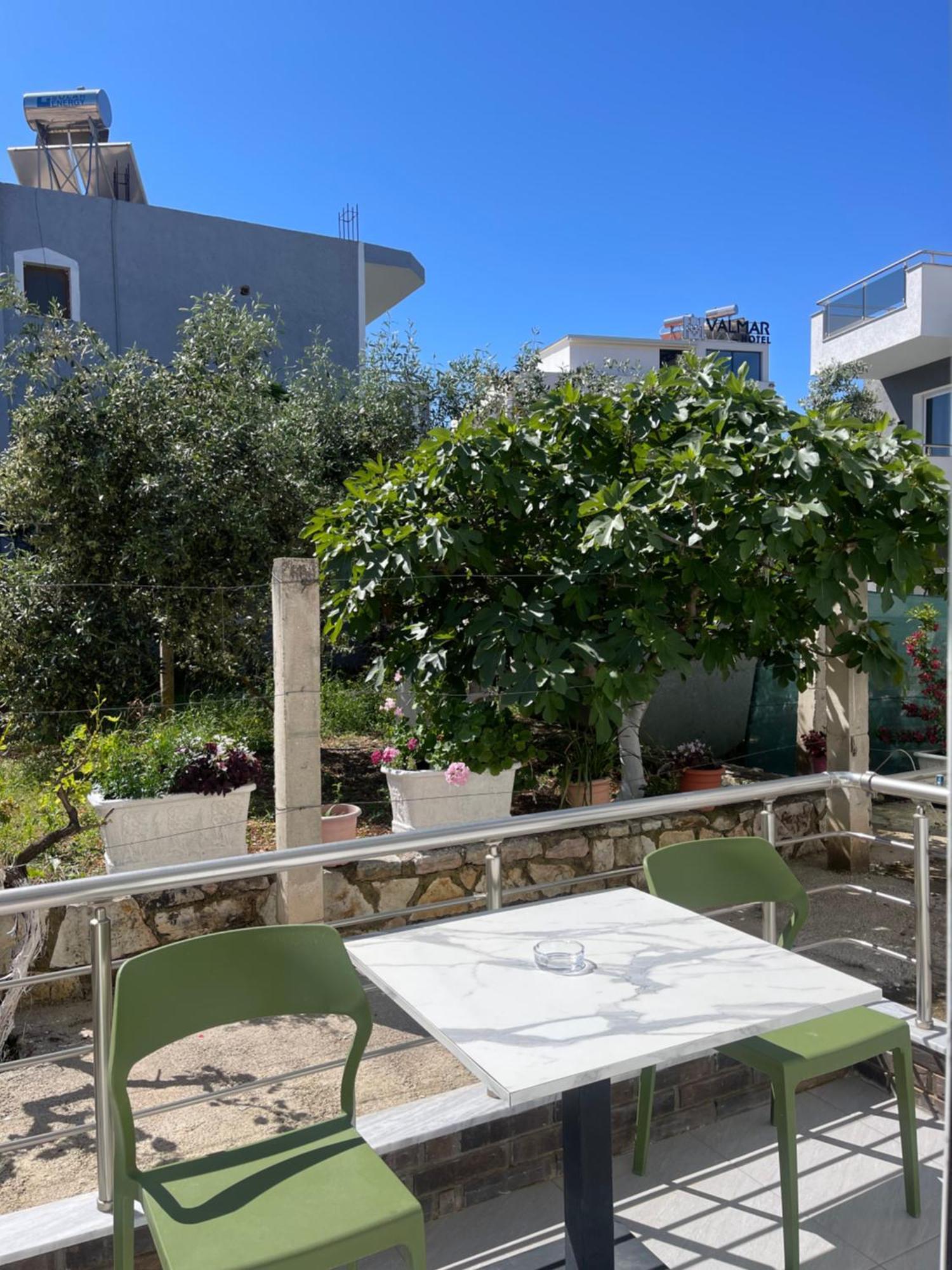 Xhonis Apartments Ksamil Exterior photo
