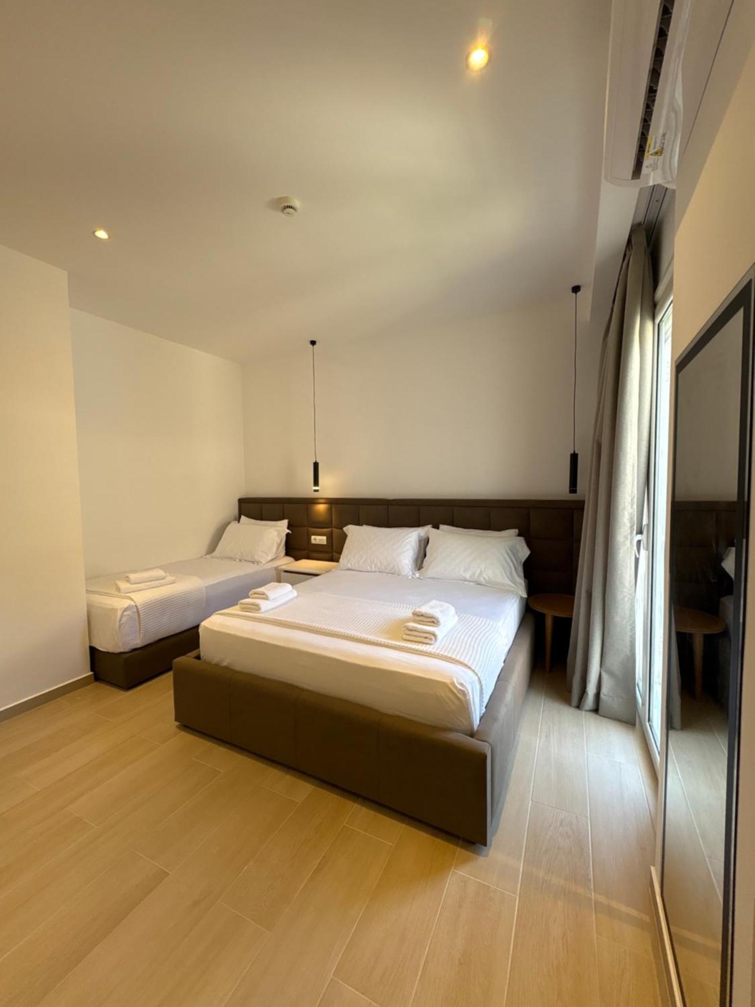 Xhonis Apartments Ksamil Exterior photo