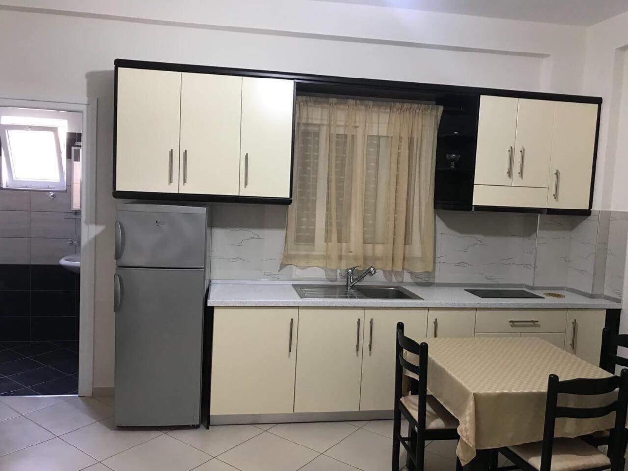 Xhonis Apartments Ksamil Exterior photo